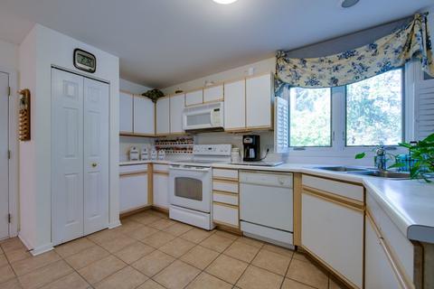 6401 Plainview Rd, Gurnee, IL 60031 photo 14