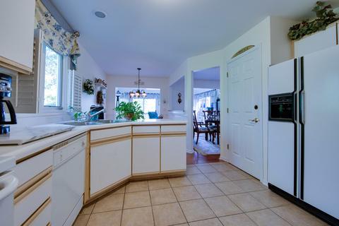 6401 Plainview Rd, Gurnee, IL 60031 photo 16