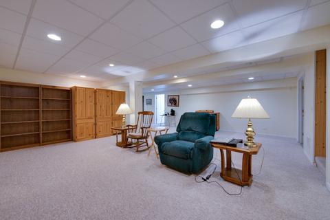 6401 Plainview Rd, Gurnee, IL 60031 photo 25