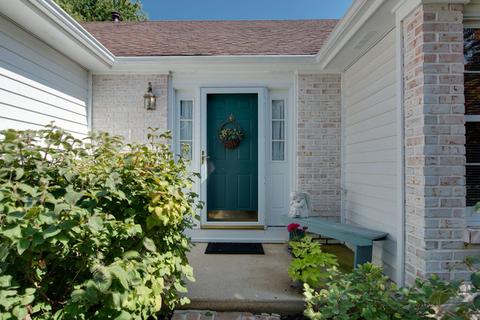 6401 Plainview Rd, Gurnee, IL 60031 photo 5