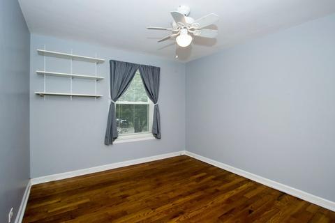 1646 Howard Ave, Des Plaines, IL 60018 photo 21