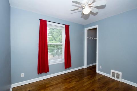 1646 Howard Ave, Des Plaines, IL 60018 photo 23