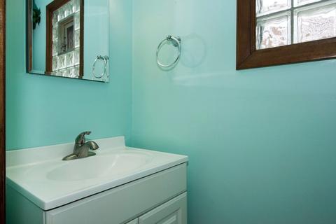 1646 Howard Ave, Des Plaines, IL 60018 photo 19