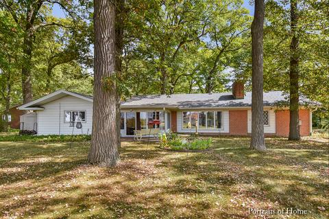 1430 Camel Rd, Aurora, IL 60505 photo 2