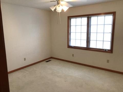 2501 Waterside Dr, Aurora, IL 60502 photo 14