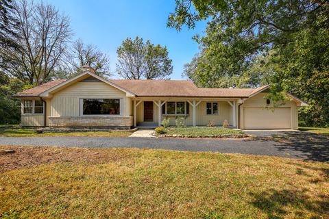 528 Ridgemoor Dr, Willowbrook, IL 60527 photo 1