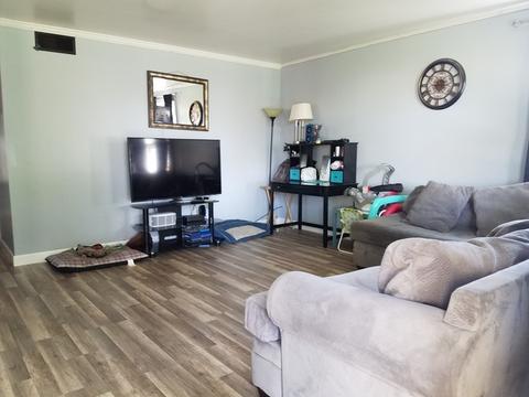 8145 S Keating Ave, Chicago, IL 60652 photo 2