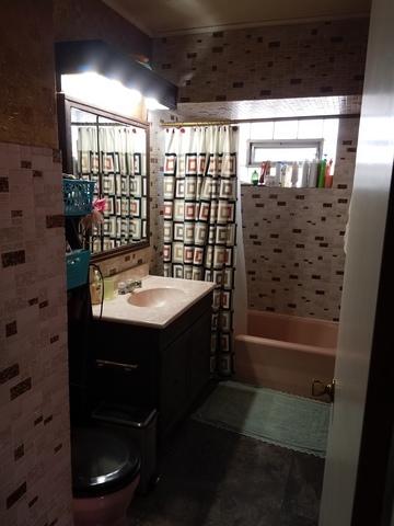 8145 S Keating Ave, Chicago, IL 60652 photo 7