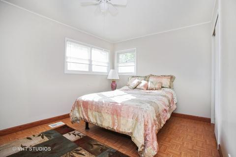 3733 Bluebird Ln, Rolling Meadows, IL 60008 photo 7