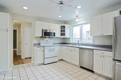 2006 Euclid Ave, Mount Prospect, IL 60056 photo 4