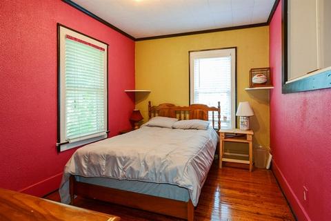 554 S Union St, Aurora, IL 60505 photo 6