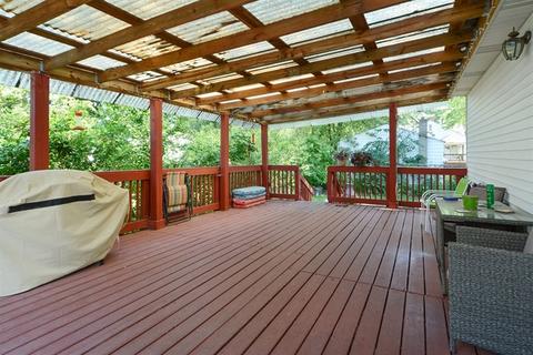 554 S Union St, Aurora, IL 60505 photo 9
