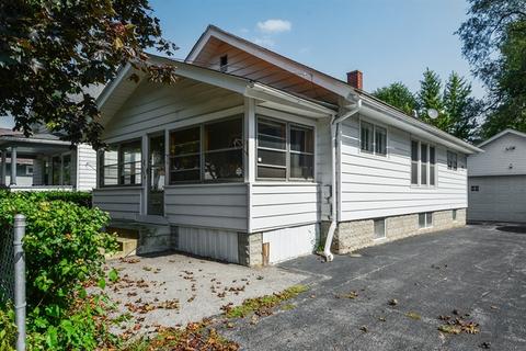 554 S Union St, Aurora, IL 60505 photo 1