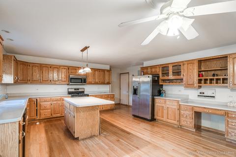 13309 Wellesley Cir, Plainfield, IL 60585 photo 11