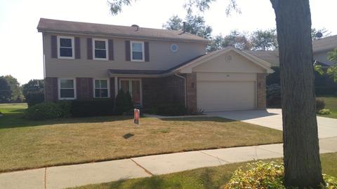 732 Longtree Dr, Wheeling, IL 60090
