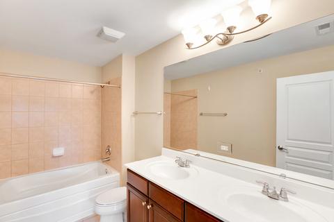 206 Laurel Ave, Des Plaines, IL 60016 photo 5