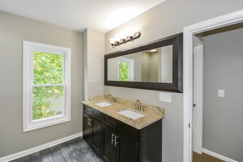 92 E Washington St, Oswego, IL 60543 photo 13