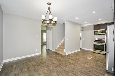92 E Washington St, Oswego, IL 60543 photo 9