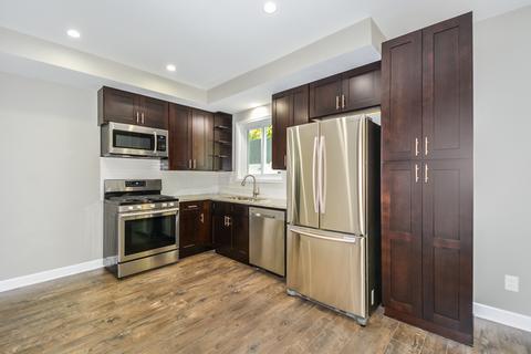 92 E Washington St, Oswego, IL 60543 photo 6