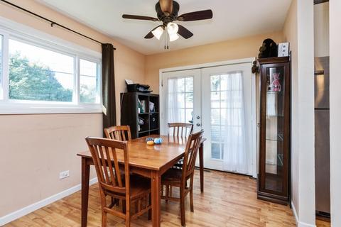 280 10th St, Wheeling, IL 60090 photo 4