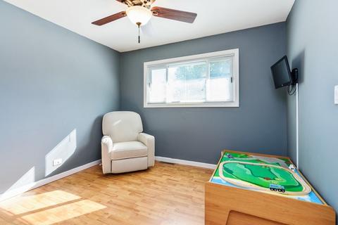 280 10th St, Wheeling, IL 60090 photo 7