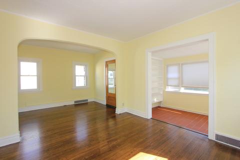 1017 Beloit Ave, Forest Park, IL 60130 photo 5