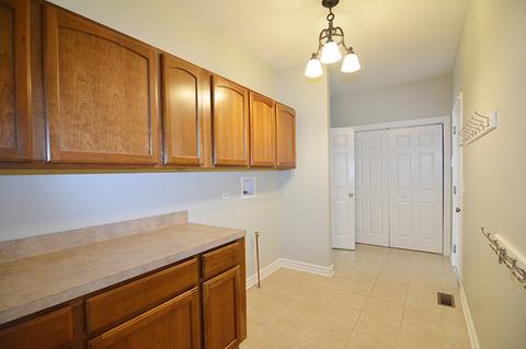 478 Mooresfield St, Elgin, IL 60124 photo 20
