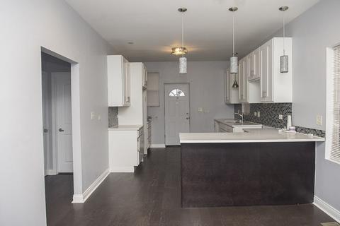 6038 S Champlain Ave, Chicago, IL 60637 photo 8