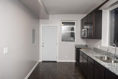 6151 S Champlain Ave, Chicago, IL 60637 photo 8