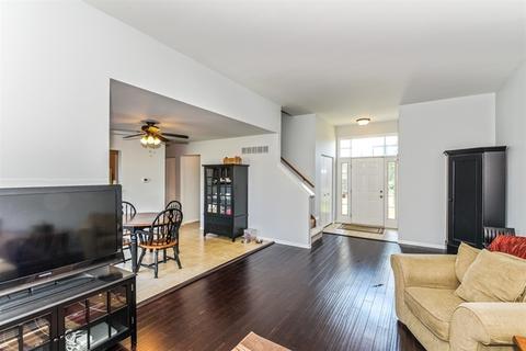 2216 Carpenter Ave, Plainfield, IL 60586 photo 3