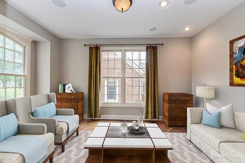 819 N Eagle St, Naperville, IL 60563 photo 4