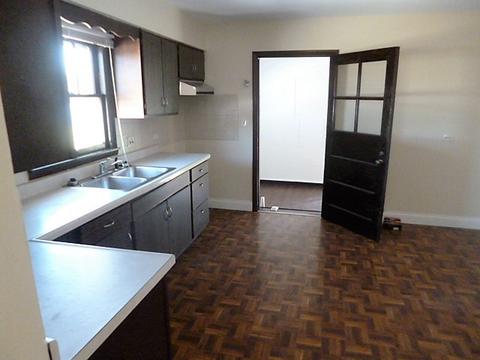 979 Main St, Crete, IL 60417 photo 4
