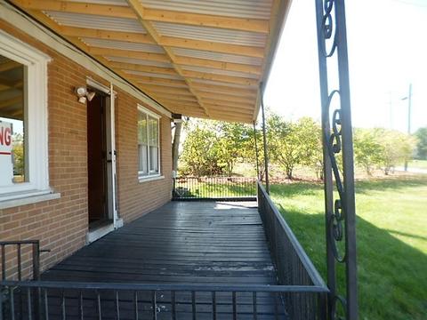 979 Main St, Crete, IL 60417 photo 2
