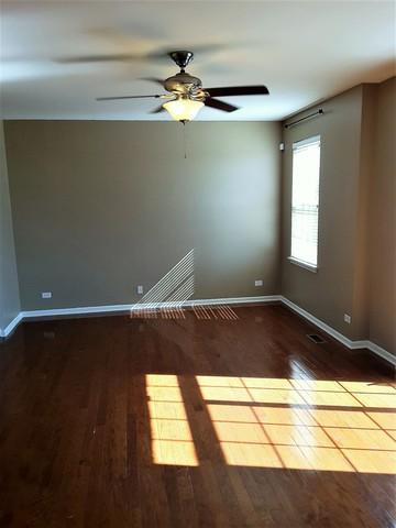 3075 Marion St, Elgin, IL 60124 photo 5