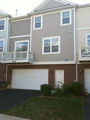 3075 Marion St, Elgin, IL 60124 photo 2