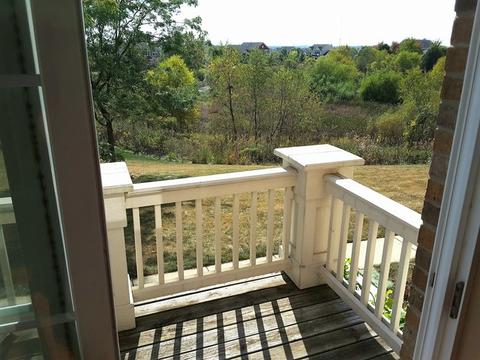 3075 Marion St, Elgin, IL 60124 photo 4