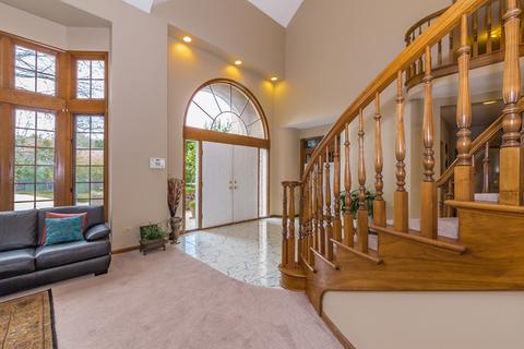 8 S281 Hampton Cir, Naperville, IL 60540 photo 5