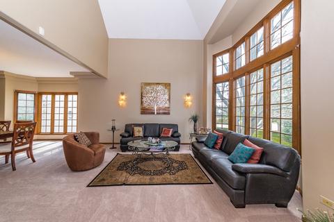 8 S281 Hampton Cir, Naperville, IL 60540 photo 16