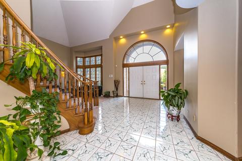 8 S281 Hampton Cir, Naperville, IL 60540 photo 6