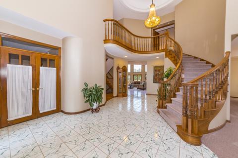 8 S281 Hampton Cir, Naperville, IL 60540 photo 4
