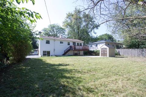 2404 Maple Ln, Rolling Meadows, IL 60008 photo 17