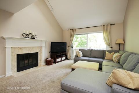 1452 Garnet Cir, Hoffman Estates, IL 60192 photo 3