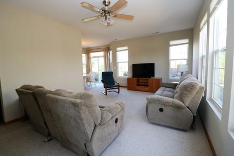 2630 Williamsburg Dr, Algonquin, IL 60102 photo 3