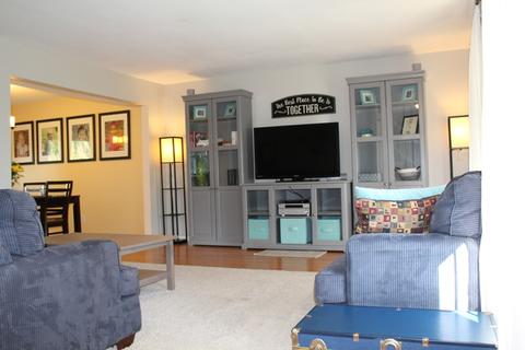 313 S Cross Trl, Mchenry, IL 60050 photo 10