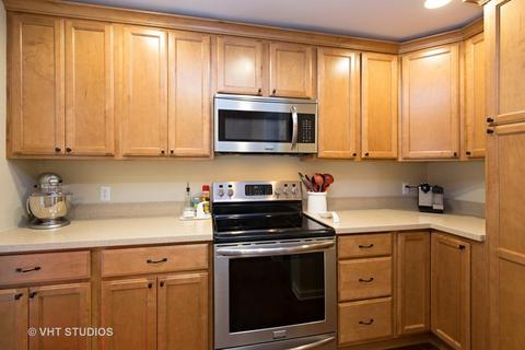700 S Spring Rd, Elmhurst, IL 60126 photo 4