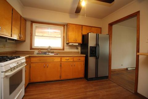 846 Ford Ave, Elgin, IL 60120 photo 5