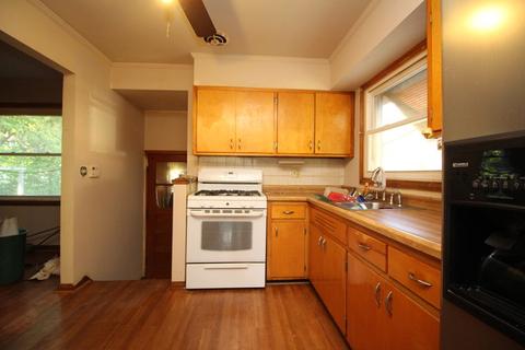 846 Ford Ave, Elgin, IL 60120 photo 6
