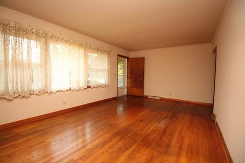 846 Ford Ave, Elgin, IL 60120 photo 3