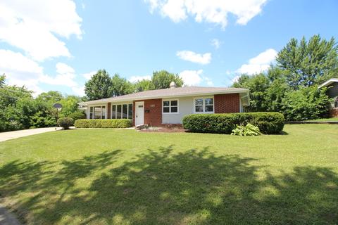 50 Westview St, Hoffman Estates, IL 60169 photo 2