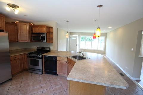 50 Westview St, Hoffman Estates, IL 60169 photo 6